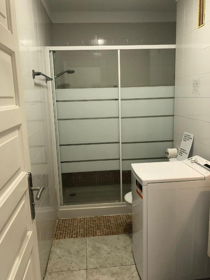 Apartamento De 1 Dormitorio En Victoria Court 2 Los Cristianos. Лос Кристианос Экстерьер фото