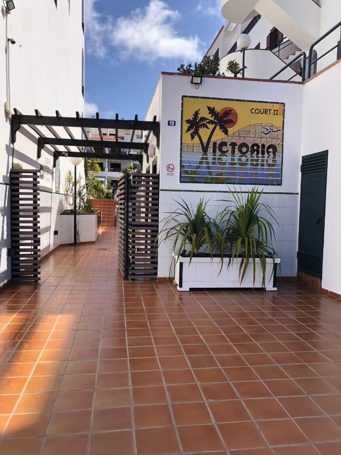 Apartamento De 1 Dormitorio En Victoria Court 2 Los Cristianos. Лос Кристианос Экстерьер фото