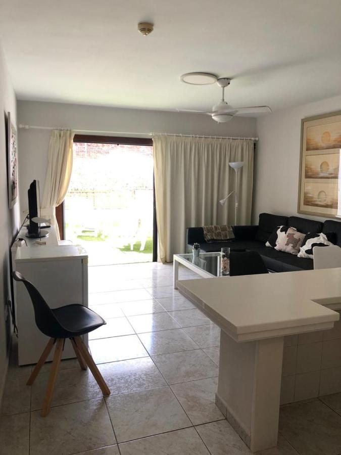 Apartamento De 1 Dormitorio En Victoria Court 2 Los Cristianos. Лос Кристианос Экстерьер фото
